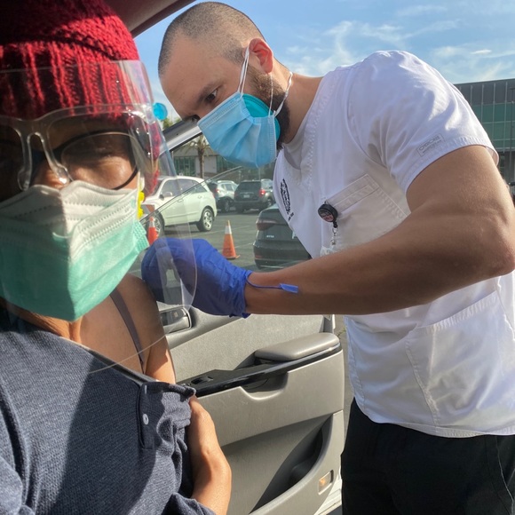 Meet your Posher, Dana - Picture 1 of 1